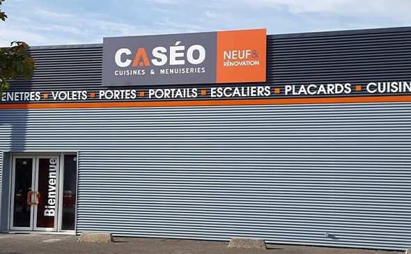 Devanture caseo chateaubernard