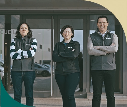 Échanges entre les équipes de production et les bureaux chez DISCAC