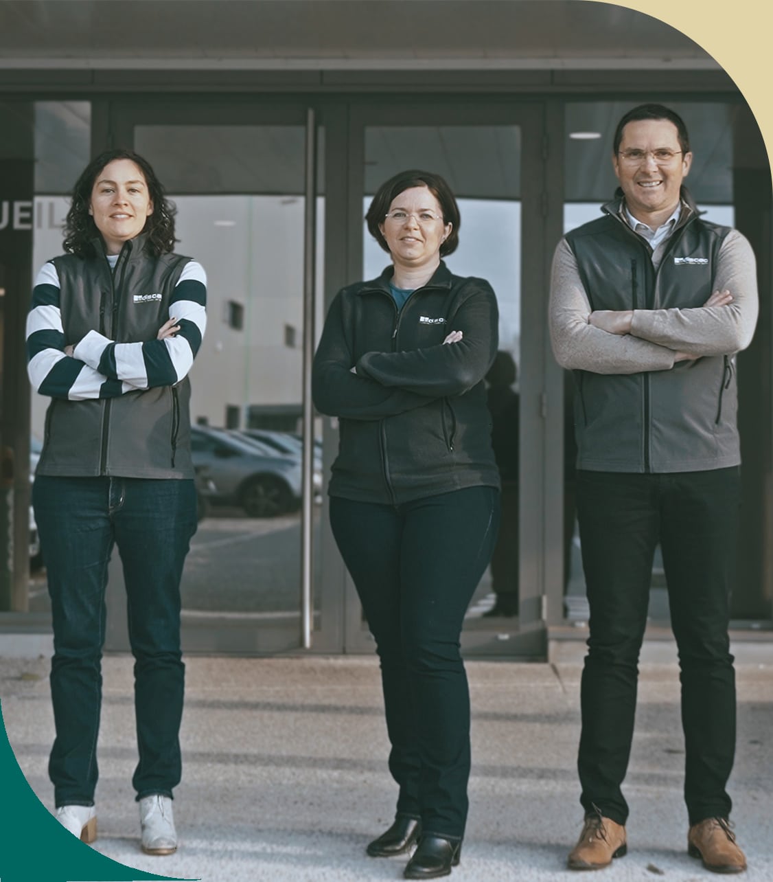 Échanges entre les équipes de production et les bureaux chez DISCAC