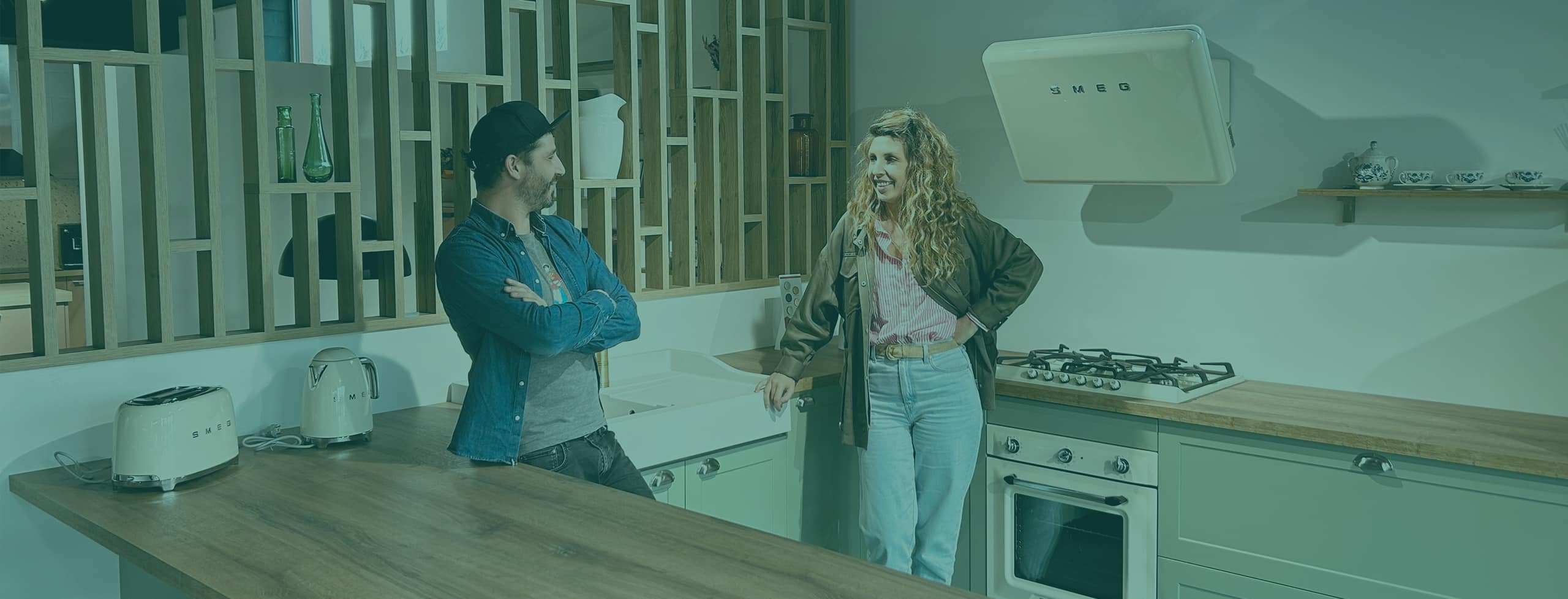 Guide des tendances couleurs 2026 pour cuisines et salles de bains professionnelles